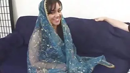 Pasangan bokep cantik montok mulus bercinta di kamar mandi