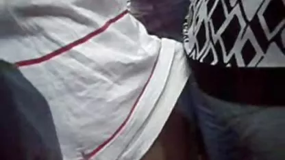 Seks bokep jilbab putih mulus bertiga , rambut pirang, toket besar, indah, hardcore, sepong