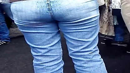 Pirang seksi menyebalkan keras kontol bokep jilbab mulus besar
