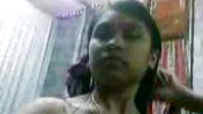 Marilyn dalam video bokep tanpa bulu berpakaian kulit