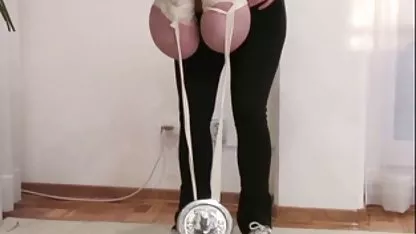 Murah video bokep tante mulus